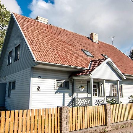 Manni Homestay Kuressaare Exteriör bild
