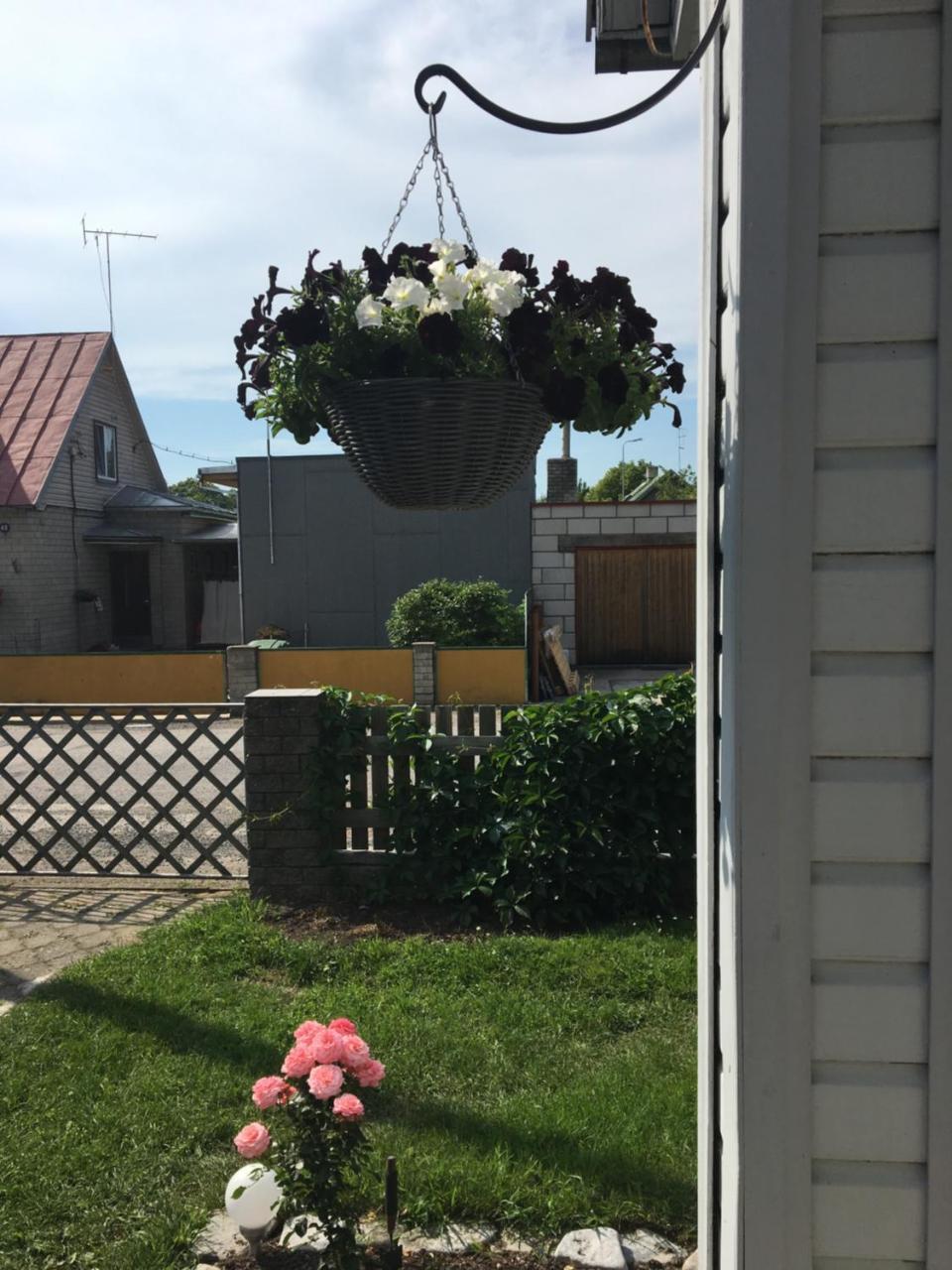 Manni Homestay Kuressaare Exteriör bild